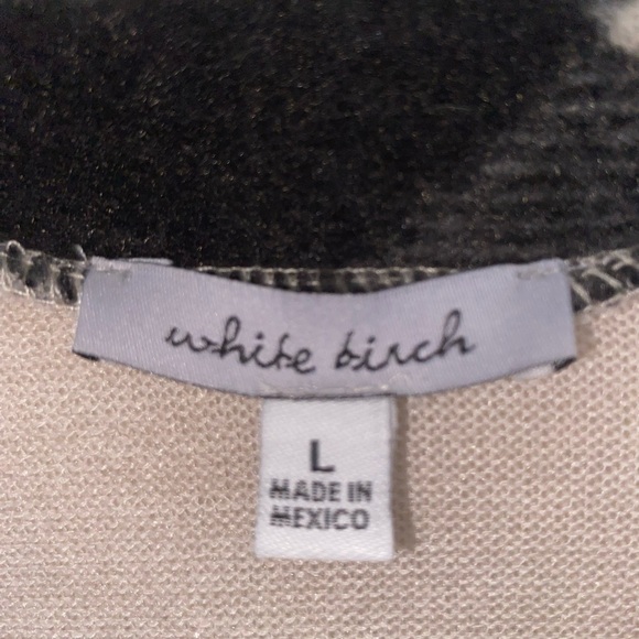 White Birch soft Cozy Checkered Top Large - Picture 3 of 5